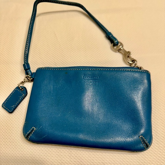 1941 Vintage COACH Leather Wristlet - Picture 2 of 9